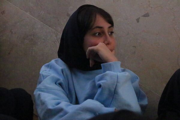 آوای غریب مهتاب؛ مرثیه‌ای برای بضعه الرسول در دبیرستان‌ولایت بهارستان‌دو