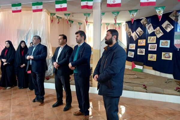 اجرای طرح ملی مدرسهٔ انقلاب در دبیرستان شهدای محراب شهرستان قرچک 