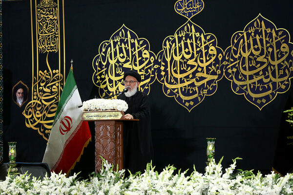 آیین شمعدان‌گردانی و خطبه خوانی شام رحلت حضرت معصومه(س)