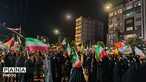 بلوار فضل،برای شبی دیگر مملو از جمعیت کشور دوستان