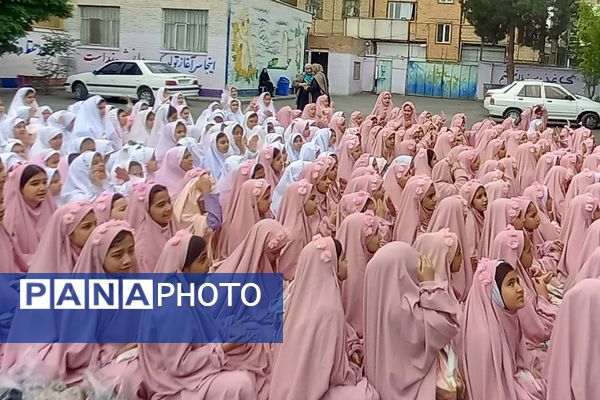 برگزاری جشن تکلیف در دبستان علویان بهارستان ۲