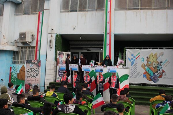  افتتاح جشنواره «امید فردا» در مدرسه شاهد ده دی ورامین