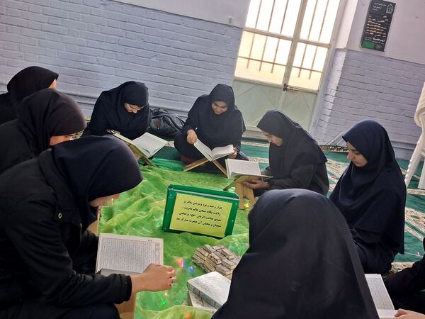 محفل انس با قرآن در نیمه‌شعبان