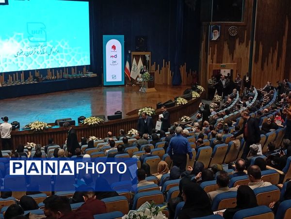 آیین تجلیل از واحدهای نمونه استاندارد و سفیران دانش‌آموزی استاندارد