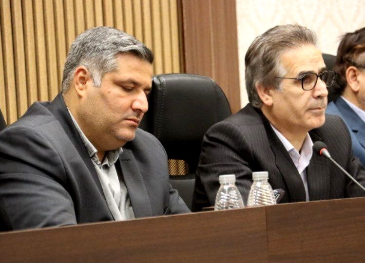 نقش کلیدی دانشگاه‌ها و نخبگان در حل مسائل شهرستان