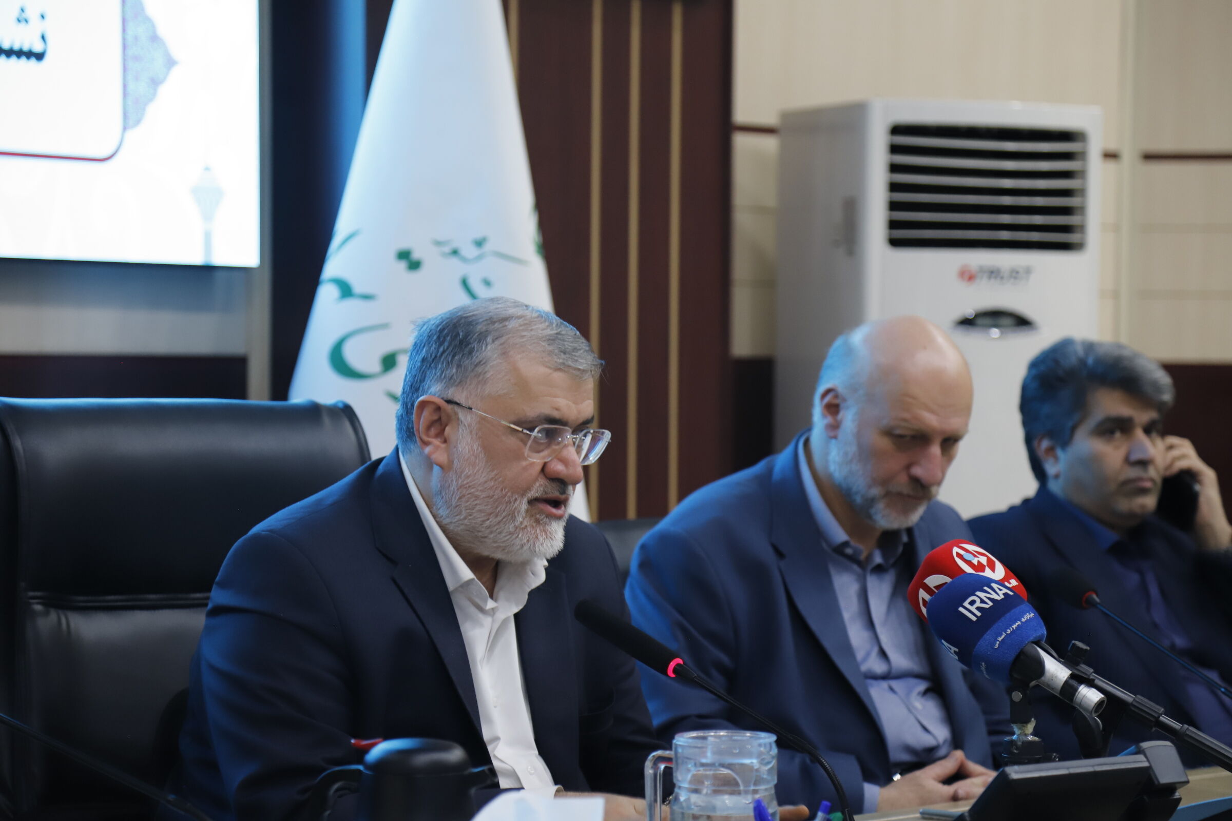آغاز به‌کار نشست مشترک مدیران مناطق با استاندار تهران 