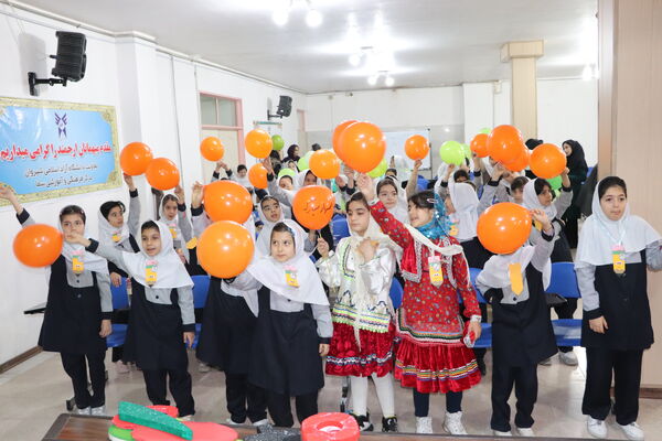 برگزاری جشن 1000 دانش‌آموزان کلاس سوم 