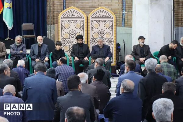 گرامیداشت اربعین رهبر شهید انقلاب و شهدای جنگ رمضان در نماز جمعه باقرشهر و کهریزک 