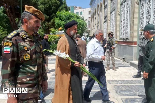خرمشهرِ خدمت» در شهریار؛ مسئولان با لاله‌های گلزار پیمان بستند