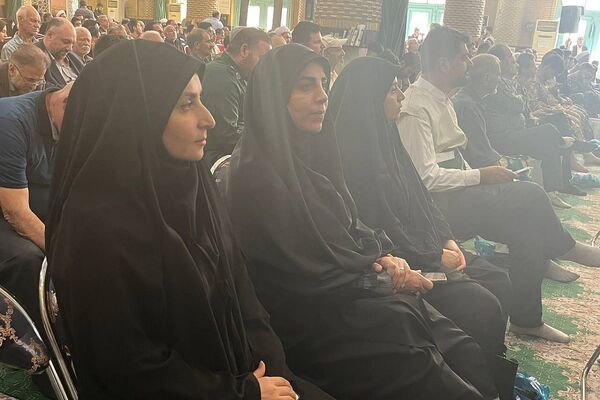 برگزاری یادواره سه هزار ستاره، ۳۰۰۰ چراغ راه به مناسبت هفته دفاع مقدس در شهرستان قرچک