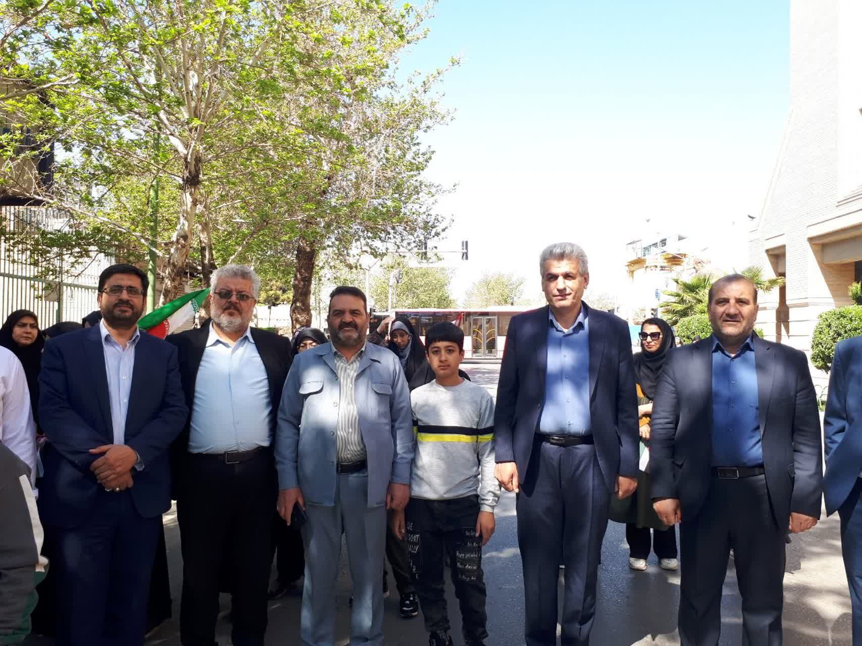 خروش مردم اصفهان در راهپیمایی روز قدس
