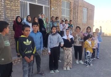 حمایت دانش آموزان عشایر شهربابک از جبهه مقاومت 