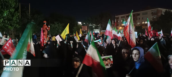 تداوم حضور اهالی مهرشهر در هشتاد و چهارمین شب از خروش مردمی