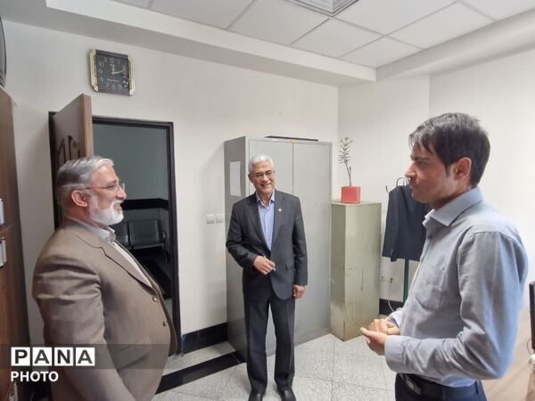 حضور فرماندار شهرستان بیرجند در اداره تامین اجتماعی منطقه یک 