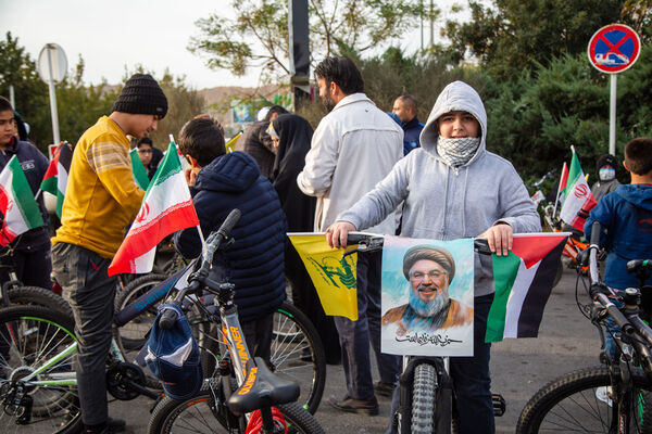 همایش دوچرخه‌سواری در آستانه 13 آبان
