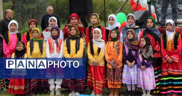 همایش پیاده‌روی خانوادگی در گلوگاه 