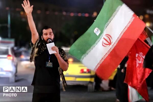 حضور مردم اندیشه در مراسم عزاداری محرم و تجمعات مردمی