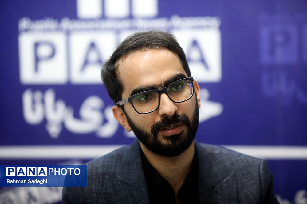 نخبگان دغدغه‌مندترین افراد به ایران عزیز هستند