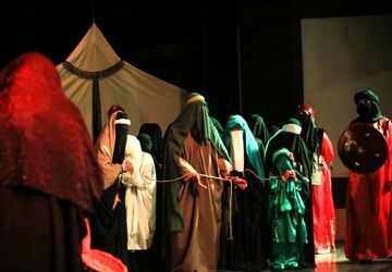 اجرای «نمایش آئینی سرگذشت» توسط دختران دهه هشتادی در مشهد
