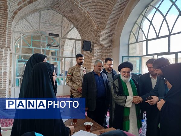 گذری بر حضور ادارات مختلف نیشابور در سومین جمعه آذر ماه 