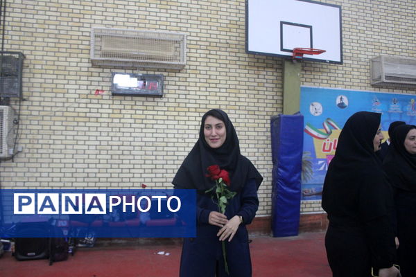 مسابقات تنیس روی میز فرهنگیان یادواره شهدای تربیت‌بدنی در سالن آزادگان استان بوشهر 