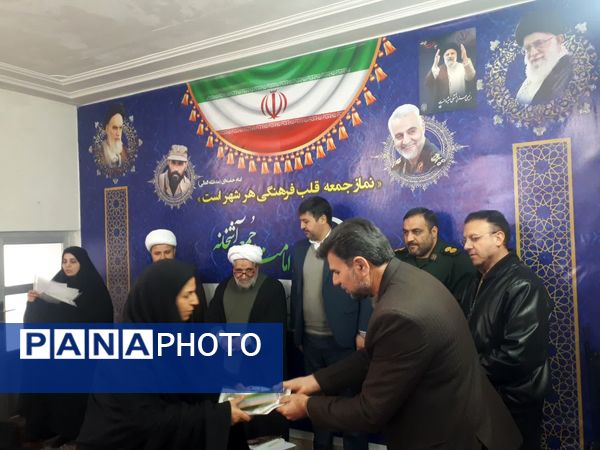 دیدار فرماندار سملقان با بانوان شاغل شهرستان 