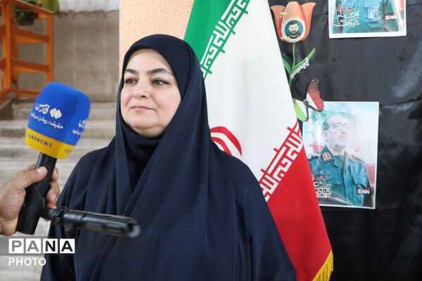 «مهر کریمانه» با حضور وزیر آموزش و پرورش در دبستان پروین اعتصامی بهارستان‌دو