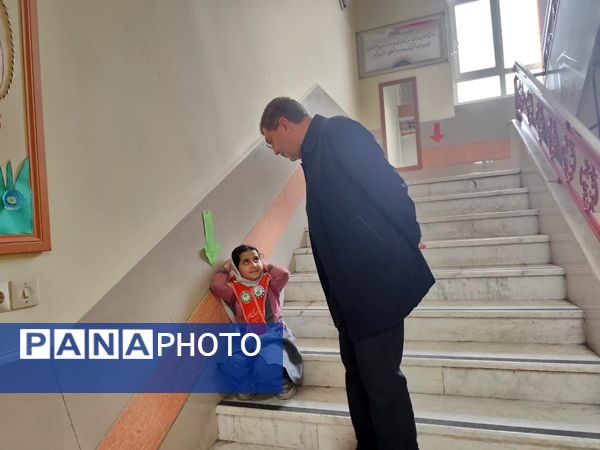 بیست و ششمین مانور زلزله و ایمنی در دبستان شهید تیمور فروغی 