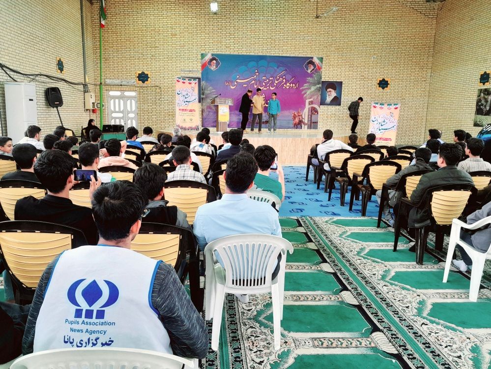 اردوی توانمندسازی دانش‌آموزان پسر همیار مشاوران در بوشهر