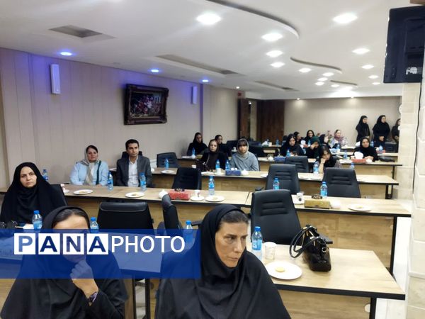 محفل شعر و ادب «یاد یاران»