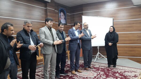 آیین گرامیداشت هفته پژوهش در شهرستان قائمشهر 