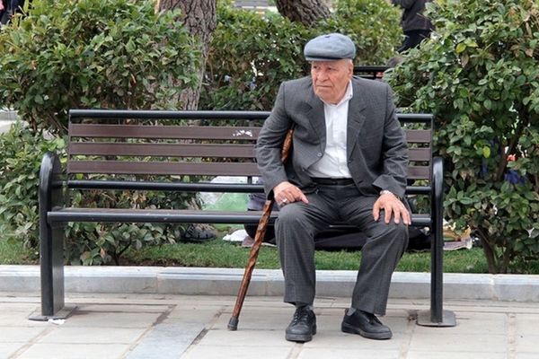 بررسی وضعیت سالمندی در ایران؛ زیرساخت‌ها آماده پیری جمعیت آینده است؟