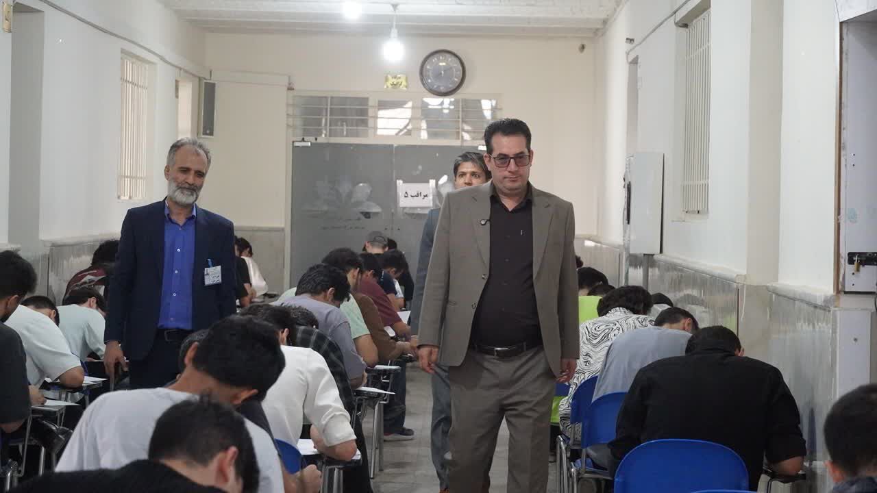 برگزاری آزمون‌های نهایی با حضور ۱۹ هزار و ۳۵۰ دانش‌آموز در ۶۹ حوزه امتحانی خراسان شمالی