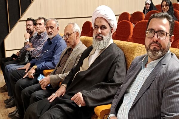 برگزاری نشست صمیمانه هنرمندان و فعالان عرصه رسانه در شهرستان ملارد