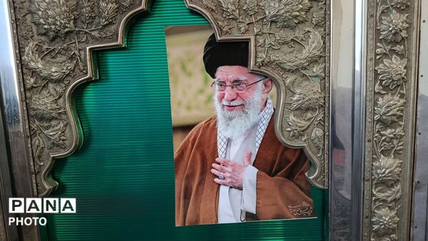 جاماندگان اربعین در میانکوه هم‌قدم شدند
