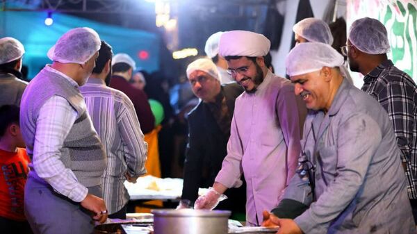 جشن بزرگ ۱۰۰ هزار نفری عاشقان حضرت مهدی(عج) در خیابان انتظار مشهدالرضا(ع)