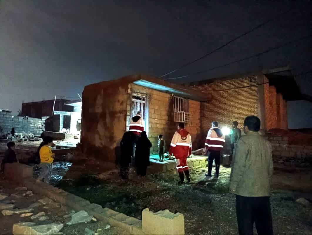 امدادرسانی هلال‌احمر خوزستان به ۶۸۱ نفر متأثر از بارش‌ها ادامه دارد