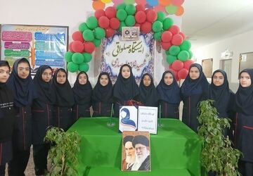 برگزاری یاد بودشهید صارمی در دبستان دخترانه بعثت ۲  شهریار