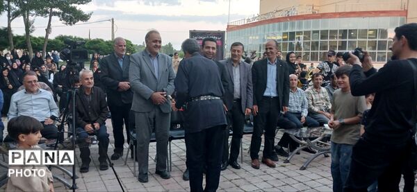 همایش «مهربان مهربان»