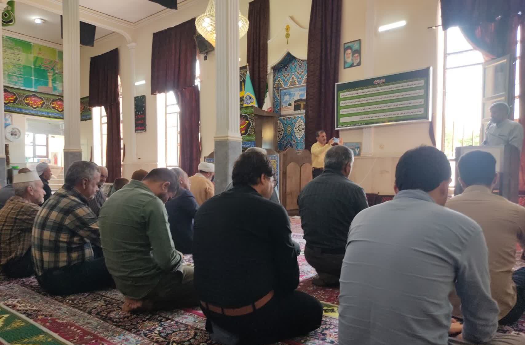 نماز جمعه در شهر تیتکانلو