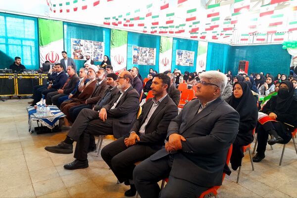 چهاردهمین رویداد دانش‌آموزی مدرسه‌ انقلاب در ناحیه 3 شیراز