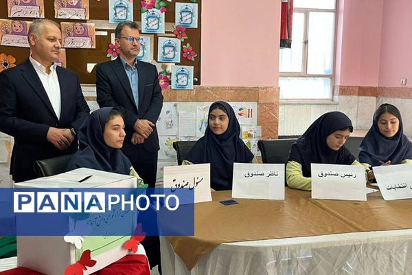 تمرین مسئولیت‌پذیری اجتماعی در مدارس شهرستان شهریار