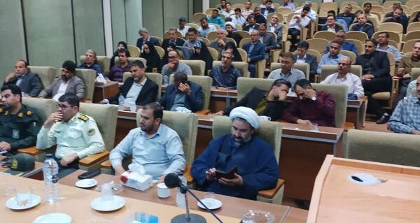 جلسه شورای اداری در شهرستان خلیل آباد
