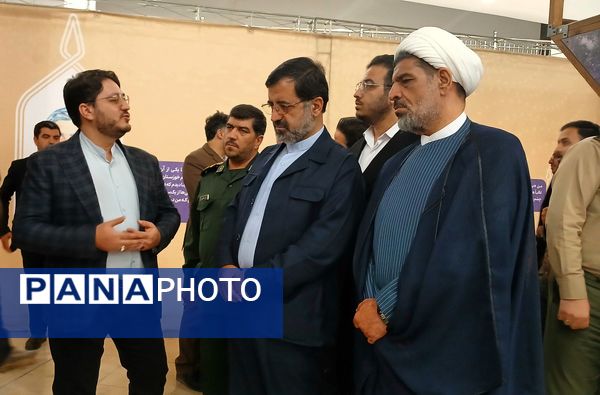 نمایشگاه «در لباس سربازی»