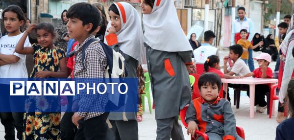 جشن روز جهانی کودک در قلعه‌گنج