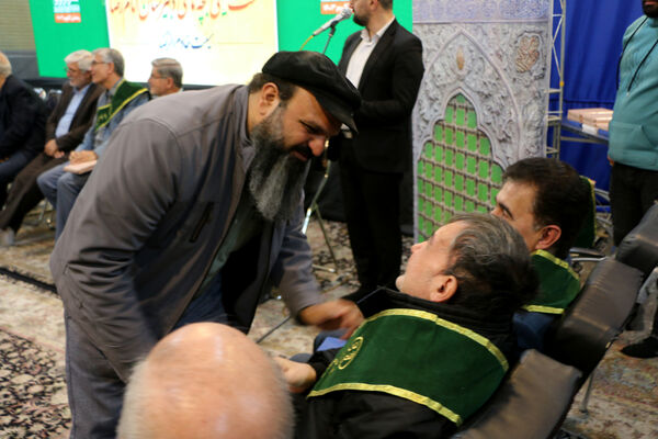نشست صمیمی‌ دانش‌آموختگان دبیرستان امام رضا(ع) قم در هیات خادم الرضا(ع)-2