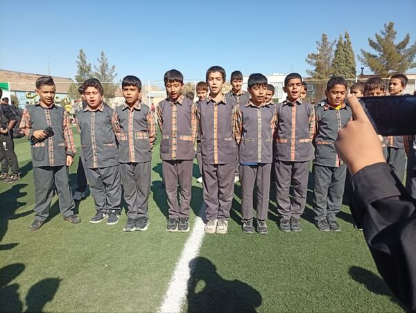 اردوی درون مدرسه ای روز دانش آموز در دبستان شهید پسندیده فدافن 