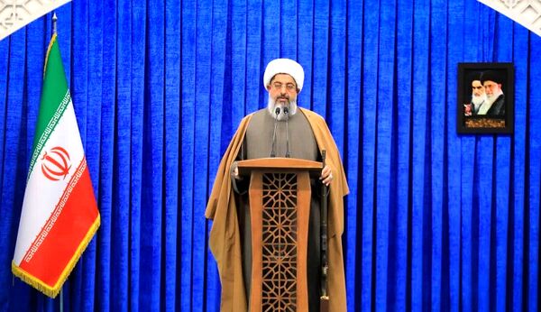 دیدار تمامی مسئولان ساوجبلاغ با امام جمعه 