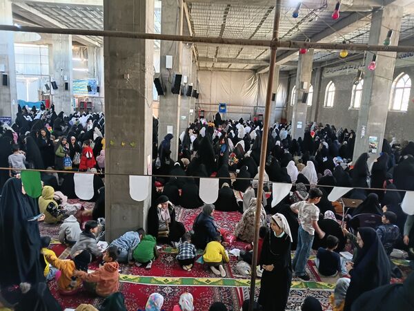 اقامه نماز عبادی سیاسی جمعه همزمان با ایام دهه فجر و اعیاد شعبانیه 