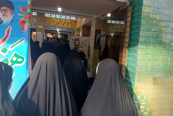 حضور دانش‌آموزان بسیجی در همایش اقتدار بسیجیان شهرستان تفت